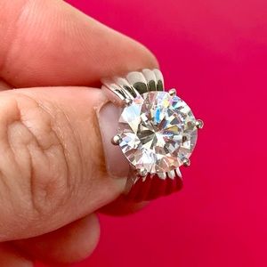CZ Round Solitaire SJD 925 Sterling Silver Ring SZ 7